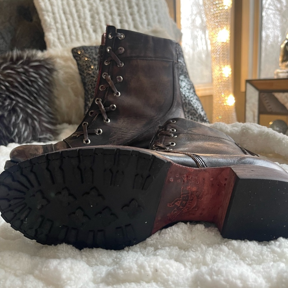 Freebird by Steven Liverpool Boot size 10 with Red Zipper Distresses Brown - Picture 6 of 11